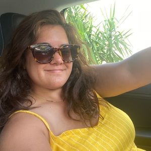 Meet your Posher, Cristina